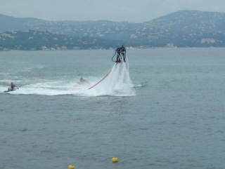 descubrimiento del flyboard en Sainle Maxime 